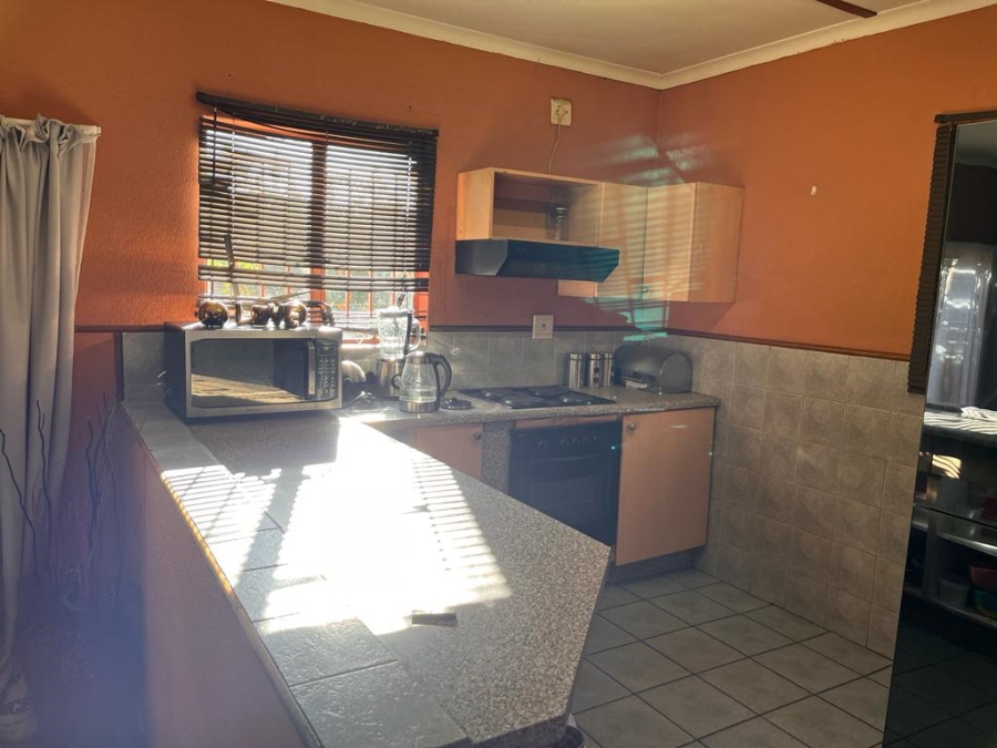 3 Bedroom Property for Sale in Geelhoutpark North West